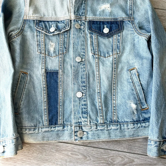 Kids Gap Asymmetrical Patchwork Distressed Jean Trucker Jacket - Picture 8 of 14